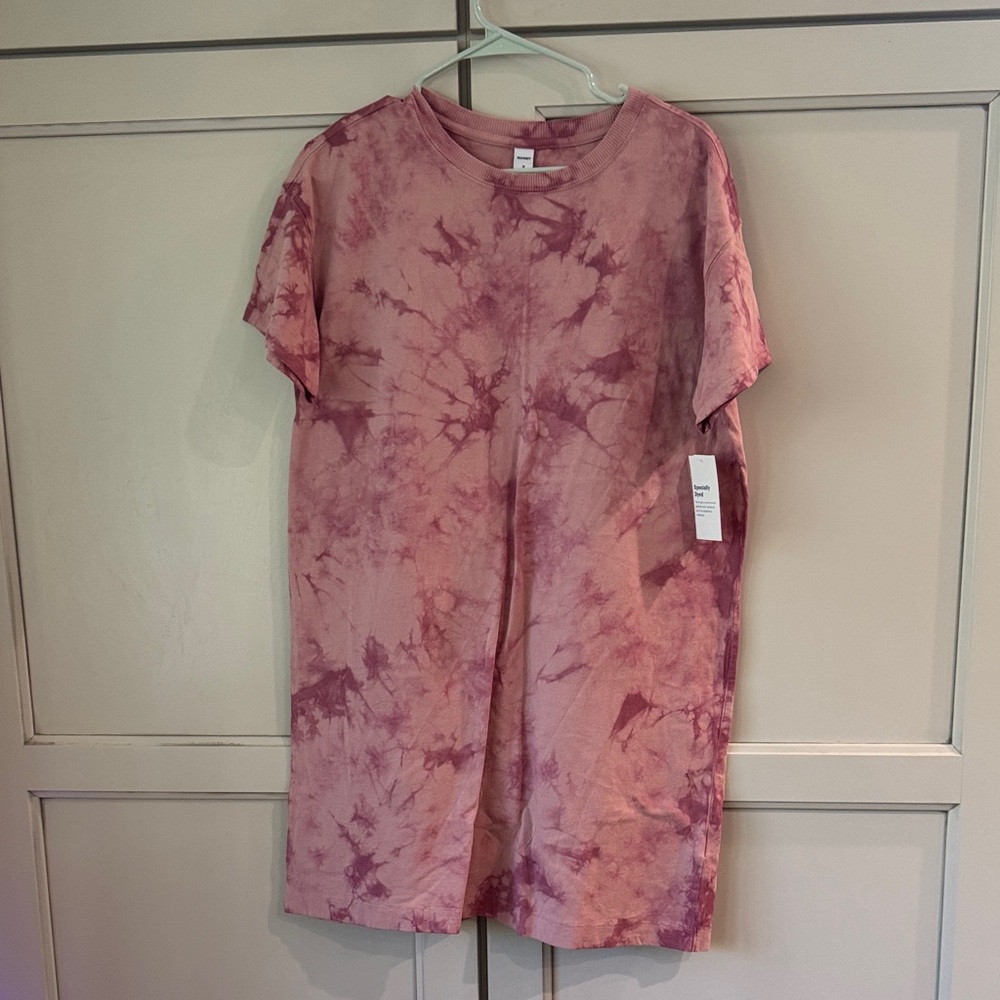 Old Navy Pink Crewneck Tee NWT Size Medium